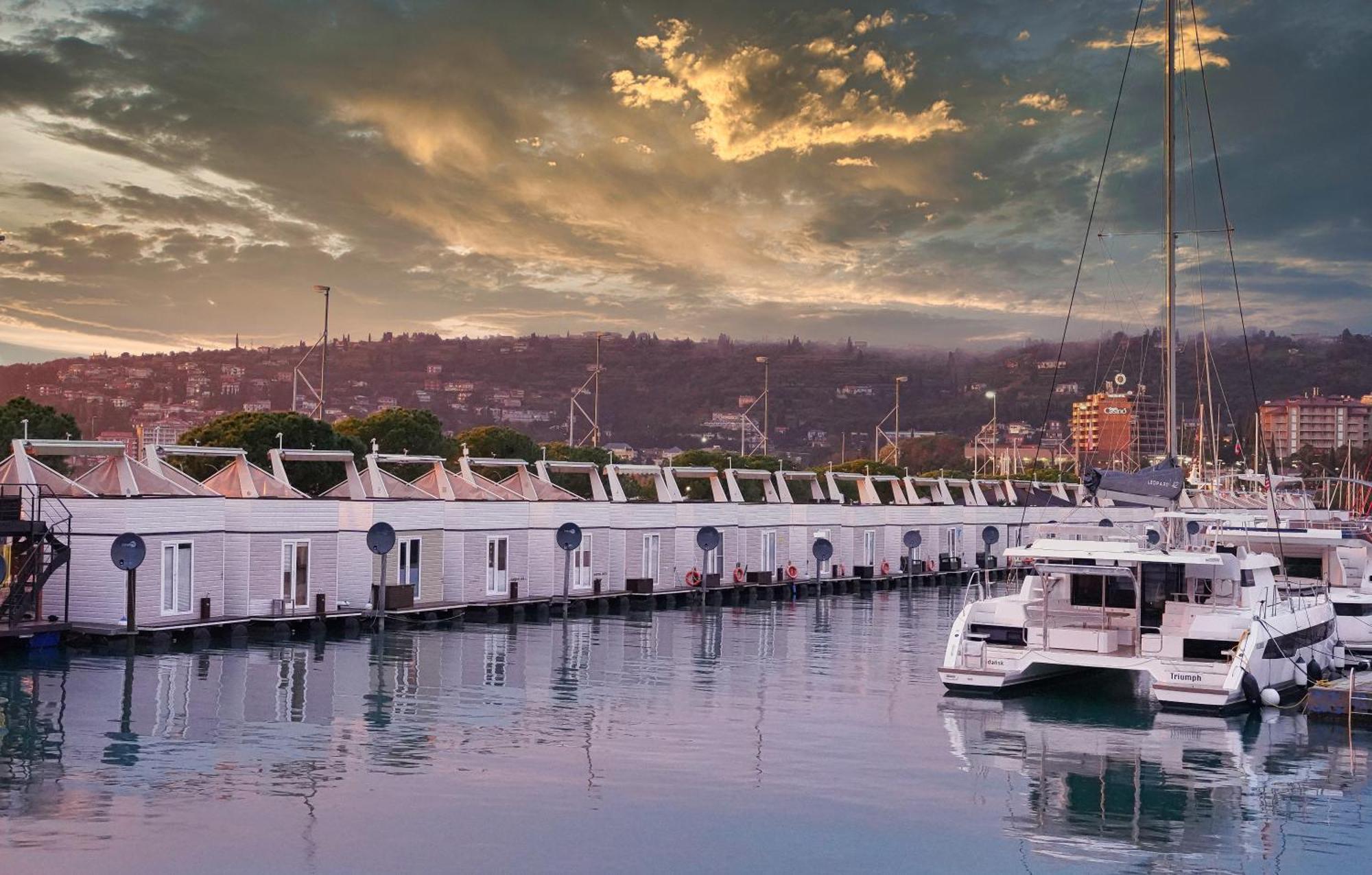 Floating Sea House Miramare Villa Portoroz Exterior photo