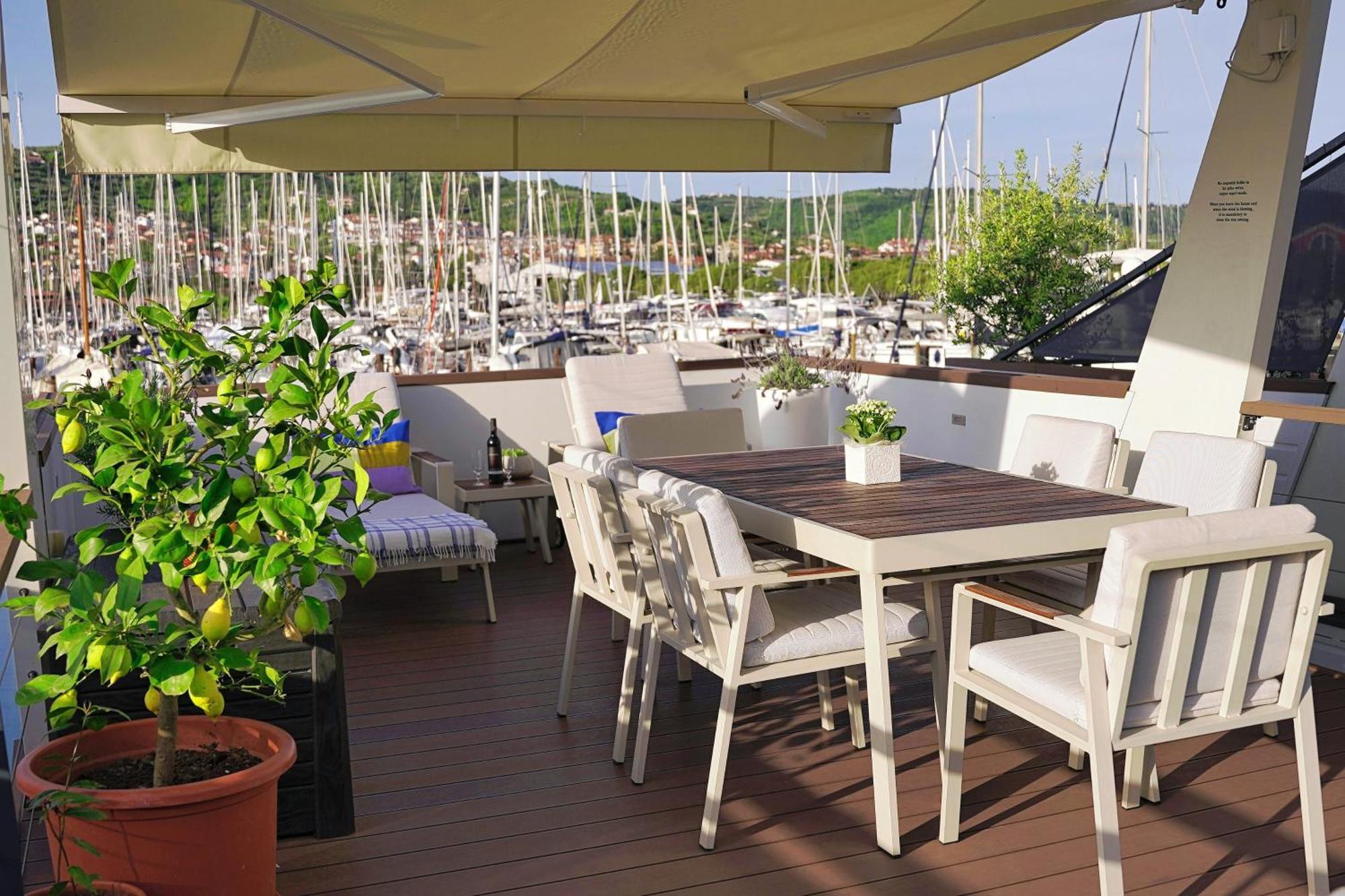Floating Sea House Miramare Villa Portoroz Exterior photo